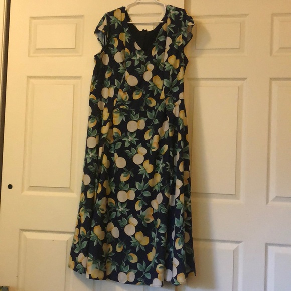 eshakti Dresses & Skirts - Eshakti lemon print dress